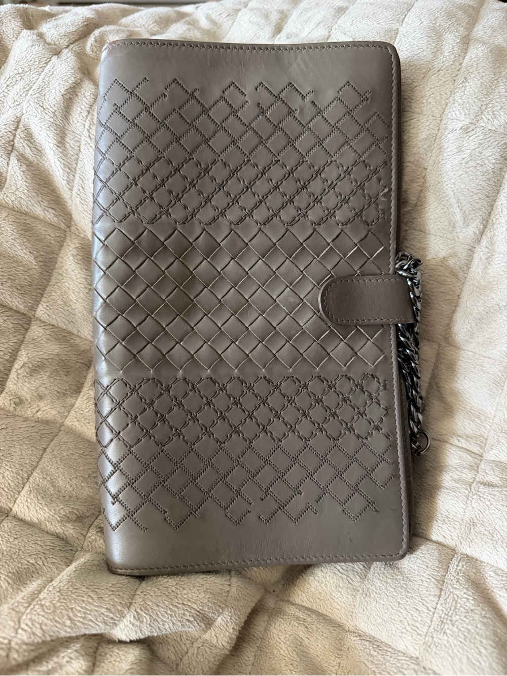 Bottega Veneta Taupe Intrecciato Leather Organizer Travel Wallet Clutch w/Chain*